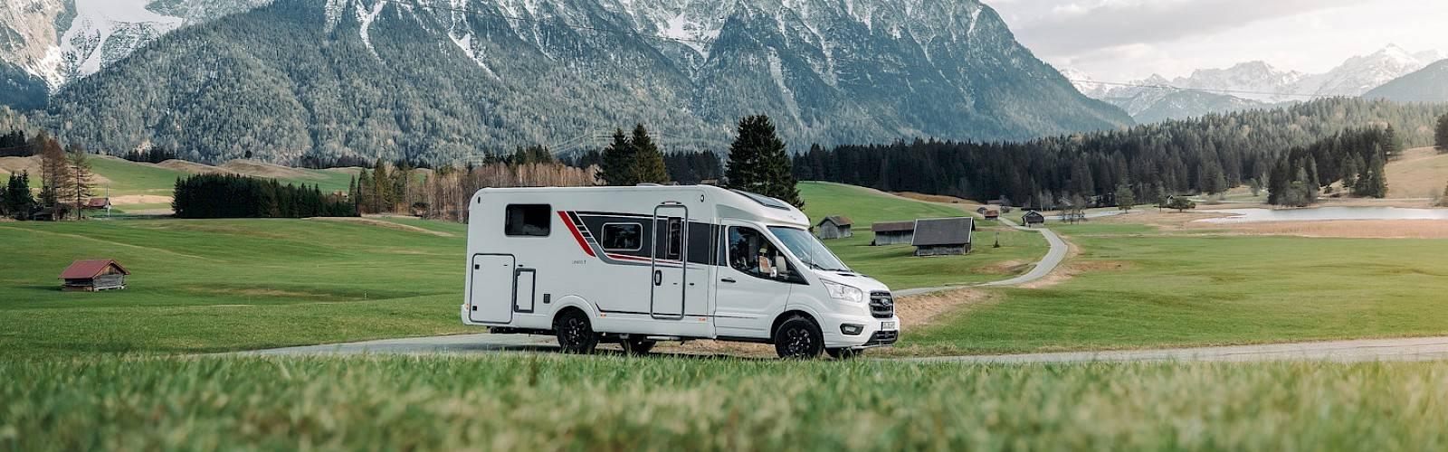 Alcove motorhome